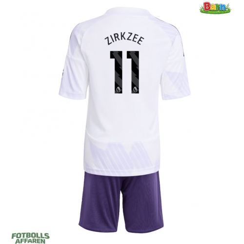 Manchester United Joshua Zirkzee #11 Bortaställ Barn 2025-26 Kortärmad (+ Korta byxor)